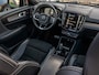Volvo XC40 1.5 T5 Twin Engine R-Design PANO HARMAN KARDON CAMERA TREKHAAK 19 INCH STANDKACHEL