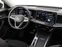 Volkswagen Passat Variant 1.5 eTSI Business | Navigatie | LED | Digital Cockpit | Camera | Stoelverwarming |