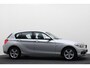 BMW 1-Serie 118i Sport Climate, Cruise, Sportstoelen, Navigatie, Bluetooth, LED, PDC, 16''