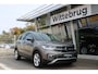 Volkswagen T-Cross 1.5 TSI 150pk Style DSG Automaat / Navigatie / LM 17 inch / Parkeersensoren / LED / Verwarmbare stoelen