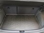 Volkswagen Polo 1.0 TSI R-Line Edition | Parkeersensoren | Adaptieve cruise control | CarPlay | Navigatie | Airco | Draadloze telefoon lader |