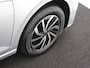 Volkswagen Polo 1.0 TSI Life | Parkeersensoren | CarPlay | Digital cockpit | Adaptieve cruise control | Climate control | Bluetooth | DAB radio |
