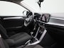 Volkswagen T-Roc 1.0 TSI Life | Draadloze Apple Carplay | Adaptieve cruise control | Travel Assist | Parkeersensoren | Digitale cockpit | 17"Inch LMV | Automatische verlichting |