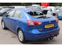 Mitsubishi Lancer Sportback 1.6 Edition Two Parkeer sensoren, Elektrische ramen, Stoelverwarming voor