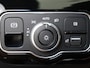 Mercedes-Benz CLA 220 AMG-Line / Achteruitrijcamera /Sfeerverlichting /18 Inch