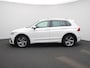 Volkswagen Tiguan 1.4 TSI eHybrid R-Line 245 PK | SoH 97.7% | Plug-In | Panoramisch Schuif- Kanteldak | Volledig Lederen Stoelen | Trekhaak | Navigatiesysteem 'Discover Pro' | Stuurwielverwarming | Stoelverwarming Voor & Achter | Chroom Pakket  | Digitale Cockpit Pro | Volledig Dealer Onderhouden
