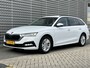 Skoda Octavia Combi 1.0 TSI Ambition / Navigatie / Parkeersensoren V+A / Fabrieks garantie 2027 / **