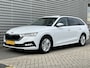 Skoda Octavia Combi 1.0 TSI Ambition / Navigatie / Parkeersensoren V+A / Fabrieks garantie 2027 / **