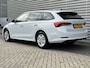 Skoda Octavia Combi 1.0 TSI Ambition / Navigatie / Parkeersensoren V+A / Fabrieks garantie 2027 / **