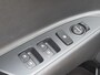Kia Stonic 1.0 T-GDi 100pk DynamicLine | Navigatie | Parkeercamera | Climate Control