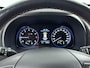 Hyundai Kona 1.0T Premium | Leer | Stoel + stuurverwarming | Trekhaak | Stoelventilatie | El. bed. stoelen | 18" Lm-wielen | LED |