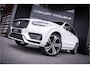 Volvo XC90 2.0 T8 Recharge AWD R-Design - Panorama | Luchtvering | B&W | Memory | Elek. Trekhaak | Stoelkoeling | Massage