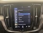 Volvo V60 2.0 T6 Recharge AWD R-Design Expression PHEV 340PK Airco ECC Navi Carplay PDC VA + Camera Full LED Trekhaak Privacy Glass Winter Pack Sensus connect High Performance Cruise Control