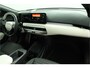 Kia EV4 Fastback GT-PlusLine 81.4 kWh DEMO Stoelverwarming/ventilatie - Glazen Schuif-/kanteldak - Elektrisch verstelbare voorstoelen - Dodehoekcamera - Head-up display Fabrieksgarantie tot 03-09-2032