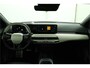 Kia EV4 Fastback GT-PlusLine 81.4 kWh - Stoelverwarming/ventilatie - Glazen Schuif-/kanteldak - Elektrisch verstelbare voorstoelen - Dodehoekcamera - Head-up display Fabrieksgarantie tot 03-09-2032
