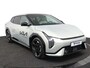Kia EV4 Fastback GT-PlusLine 81.4 kWh DEMO Stoelverwarming/ventilatie - Glazen Schuif-/kanteldak - Elektrisch verstelbare voorstoelen - Dodehoekcamera - Head-up display Fabrieksgarantie tot 03-09-2032