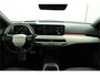 Kia EV4 Fastback GT-PlusLine 81.4 kWh DEMO Stoelverwarming/ventilatie - Glazen Schuif-/kanteldak - Elektrisch verstelbare voorstoelen - Dodehoekcamera - Head-up display Fabrieksgarantie tot 03-09-2032