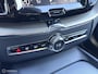 Volvo XC60 T6 Recharge R-Design|Adaptive cruise control|Stoel verwarming/koeling|Bowers & Wilkins|22Inch + Exterieurpakket