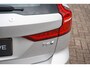 Volvo V60 2.0 T6 Plug-in hybrid AWD Plus Dark | 2000 kg trekgewicht | Elektrische stoelen met geheugen | Harman/Kardon Audio | Stoel & Stuurverwarming | Dodehoeksensoren | adaptieve cruise controle |