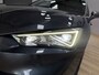 SEAT Leon Sportstourer 1.5 eTSI FR Launch Edition Airco ECC | Panorama | Trekhaak | Virtual | LED | Adaptive Cruise | Sfeer | Isofix | NAP