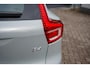 Volvo XC40 2.0 B4 Plus Dark | 2000 kg trekgewicht | Trekhaak | Stuur & Stoelverwarming | Pilot Assist | Elektrische Achterklep | Elektrische Stoelen | Google Services | Harman Kardon |