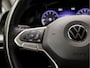 Volkswagen Golf Variant 1.0 TSI Sportline Automaat (APPLE CARPLAY, GROOT NAVI, CLIMATE, STUUR/STOELVERWARMING, SFEERVERLICHTING, PARKEERSENSOREN, GETINT GLAS, SPORTSTOELEN, LM VELGEN, ADAPTIVE CRUISE, NIEUWSTAAT)