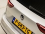 Volkswagen Golf Variant 1.0 TSI Sportline Automaat (APPLE CARPLAY, GROOT NAVI, CLIMATE, STUUR/STOELVERWARMING, SFEERVERLICHTING, PARKEERSENSOREN, GETINT GLAS, SPORTSTOELEN, LM VELGEN, ADAPTIVE CRUISE, NIEUWSTAAT)
