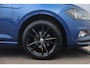 Volkswagen Polo 1.0 TSI Comfortline Business 95PK Navigatie Carplay Android Climate Control Adaptive Cruise 17 inch Pretoria Zwarte Velgen Parkeersensor