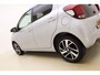 Peugeot 108 1.0 e-VTi Allure 72 PK | Handgeschakeld | 5-Deurs | Touchscreen | Camera | Climate Control | Licht Metalen Velgen | Elektrische ramen | Bluetooth | 1e eigenaar