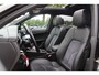 Porsche Macan 2.0 / Trekhaak / Panoramadak / Leder / Parkeerhulp V+A / Stoelverwarming / DAB / Cruise Control