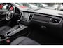 Porsche Macan 2.0 / Trekhaak / Panoramadak / Leder / Parkeerhulp V+A / Stoelverwarming / DAB / Cruise Control