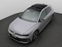 Volkswagen Golf 1.5 eHybrid GTE 272PK DSG Trekhaak wegklapbaar, Head-up Display, Panoramadak, Area View, 18" Catania LMV, Adaptive Cruise Control, Black Style, Winterpakket, Navigatie