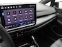 Volkswagen Golf 1.5 eHybrid GTE 272PK DSG Trekhaak wegklapbaar, Head-up Display, Panoramadak, Area View, 18" Catania LMV, Adaptive Cruise Control, Black Style, Winterpakket, Navigatie