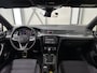 Volkswagen Passat Variant 1.5 TSI R-Line 150pk | Elek. Trekhaak | Massage | 19 inch | Sportstoellen + Stuur