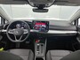 Volkswagen Golf 1.5 eHybrid Life Edition 204 PK Plug in hybride | Panoramadak | Camera | Apple Carplay draadloos | Stoelverwarming | Android Auto draadloos | 18" Lichtmetalen velgen | LED koplampen | Ruiten getint | Climate control | Parkeersensoren | Adaptieve cruise control |