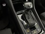 Skoda Karoq 1.5 TSI 150pk DSG ACT Scout Camera Keyless Stoelverwarming Virtual Cockpit Panoramadak Navigatie