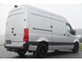 Mercedes-Benz Sprinter 319 V6 3.0 CDI L2H2 Camera, Cruise, 10,5'' Mbux, Automaat, Carplay, Multimedia, Trekhaak, Uniek!