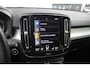 Volvo XC40 T4 211PK Recharge Inscription Expression | Adaptieve Cruise Control met Pilot Assist | Lederen bekleding | Parkeercamera achter | Park Assist voor + achter | Blind Spot Information System | Apple CarPlay/Android Auto | Semi-elektrische trekhaak | 19" Lichtmetalen wielen