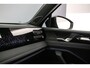 Volkswagen Tiguan R-Line Edition 1.5 eTSI 150pk DSG Automaat Trekhaak, Harman Kardon audio, Panoramadak, Adaptive cruise control, Black Style, Achteruitrijcamera, Elektrische achterklep