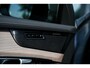 Volvo XC90 2.0 T8 Plug-in hybrid AWD Dark | Panoramadak | Trekhaak | Head-up Display | 7 Zitplaatsen | Rondomzicht Camera |
