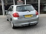 Toyota Auris 1.6 VVT-I 5DR Dynamic | Trekhaak, Lichtmetalen velgen, Cruise control, Climate control, Radio/CD-Speler, Zeer mooi!