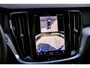 Volvo V60 2.0 T6 Plug-in hybrid AWD Plus Dark | Trekhaak | Adapt Cruise | 360 graden Camera | Verw stuur/stoelen/achterbank | Harman/ Kardon | BLIS