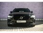 Volvo V60 2.0 T6 Plug-in hybrid AWD Plus Dark | Trekhaak | Adapt Cruise | 360 graden Camera | Verw stuur/stoelen/achterbank | Harman/ Kardon | BLIS