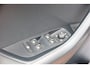 Skoda Karoq 1.5 TSI ACT 150pk Sportline Business Stoelverwarming , Led verlichting , DAB+ radio , Carplay ,Canton sound systeem, Achteruitrijcamera , Parkeersensoren ,Electr. achterklep ,etc.