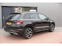 Skoda Karoq 1.5 TSI ACT 150pk Sportline Business Stoelverwarming , Led verlichting , DAB+ radio , Carplay ,Canton sound systeem, Achteruitrijcamera , Parkeersensoren ,Electr. achterklep ,etc.