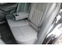 Skoda Karoq 1.5 TSI ACT 150pk Sportline Business Stoelverwarming , Led verlichting , DAB+ radio , Carplay ,Canton sound systeem, Achteruitrijcamera , Parkeersensoren ,Electr. achterklep ,etc.