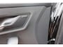Skoda Karoq 1.5 TSI ACT 150pk Sportline Business Stoelverwarming , Led verlichting , DAB+ radio , Carplay ,Canton sound systeem, Achteruitrijcamera , Parkeersensoren ,Electr. achterklep ,etc.