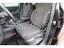 Skoda Karoq 1.5 TSI ACT 150pk Sportline Business Stoelverwarming , Led verlichting , DAB+ radio , Carplay ,Canton sound systeem, Achteruitrijcamera , Parkeersensoren ,Electr. achterklep ,etc.