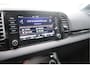 Skoda Karoq 1.5 TSI ACT 150pk Sportline Business Stoelverwarming , Led verlichting , DAB+ radio , Carplay ,Canton sound systeem, Achteruitrijcamera , Parkeersensoren ,Electr. achterklep ,etc.