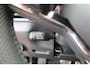 Skoda Karoq 1.5 TSI ACT 150pk Sportline Business Stoelverwarming , Led verlichting , DAB+ radio , Carplay ,Canton sound systeem, Achteruitrijcamera , Parkeersensoren ,Electr. achterklep ,etc.